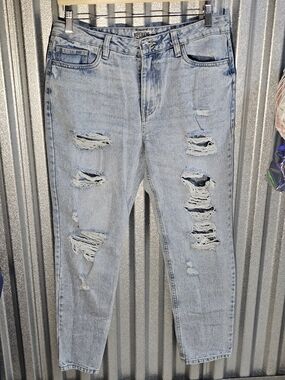 refuge Distressed Light Blue Boyfriend Jeans